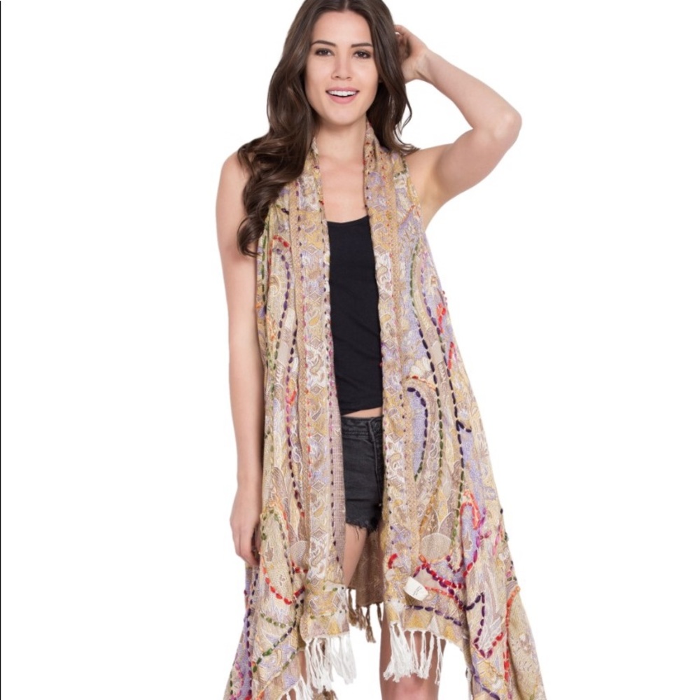 Golden Astrid Vest